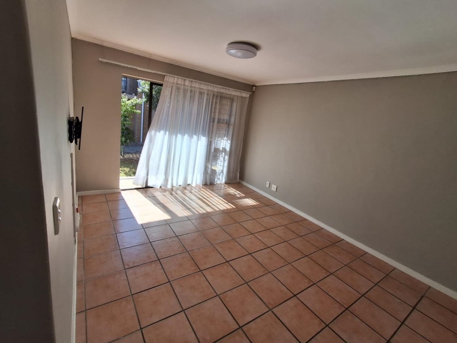 To Let 2 Bedroom Property for Rent in Sonstraal Western Cape